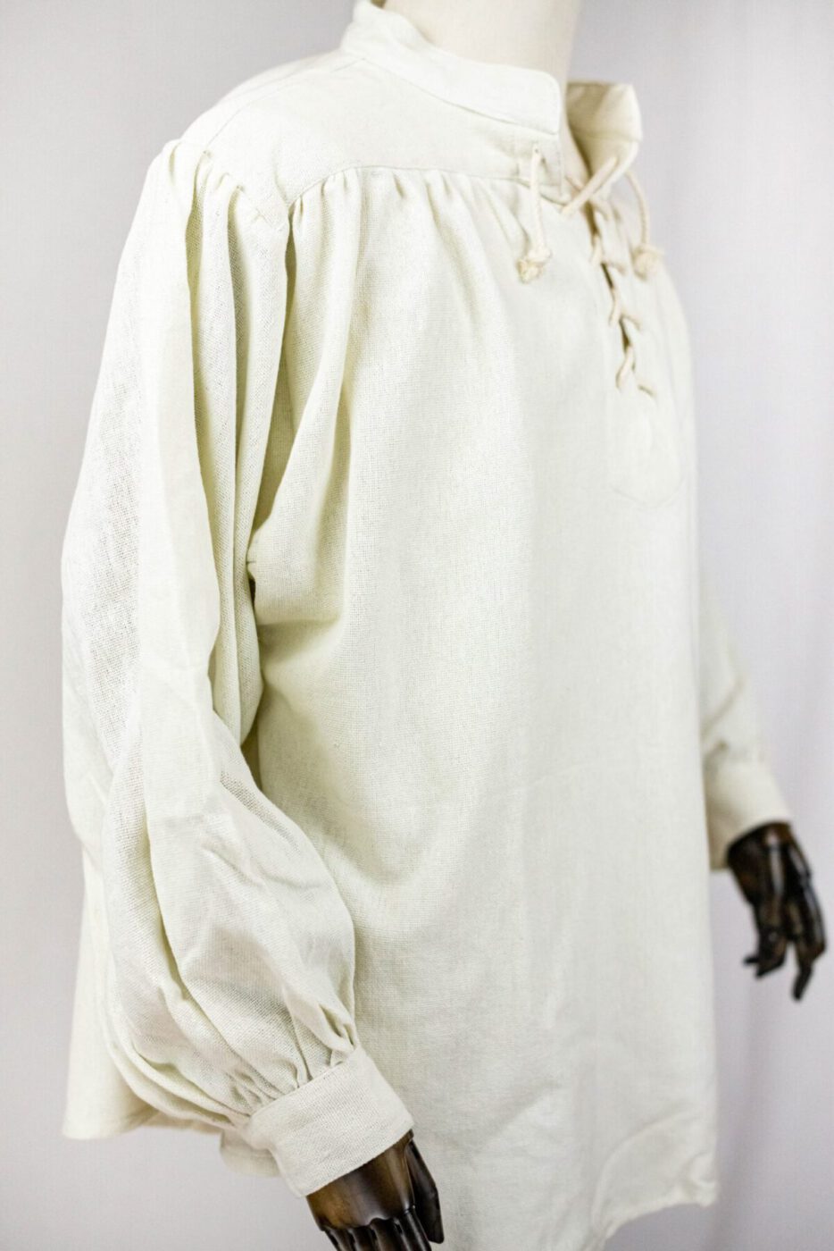 Robustes Stehkragenhemd aus schwerer gewebter Baumwolle Modell Manni