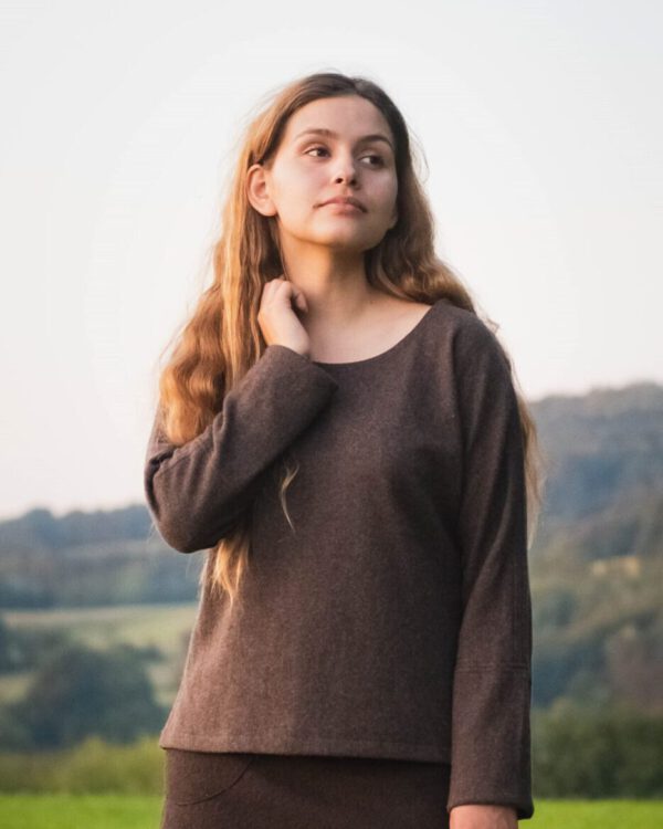 Virgin wool round neck sweater model Sophia