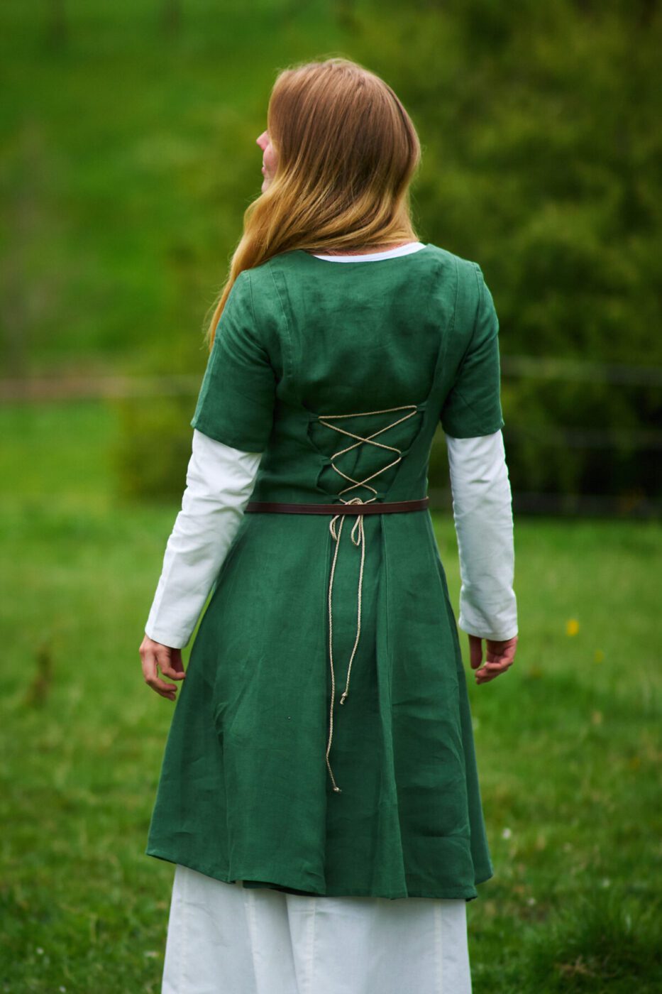 Annika M29 grün Leinen