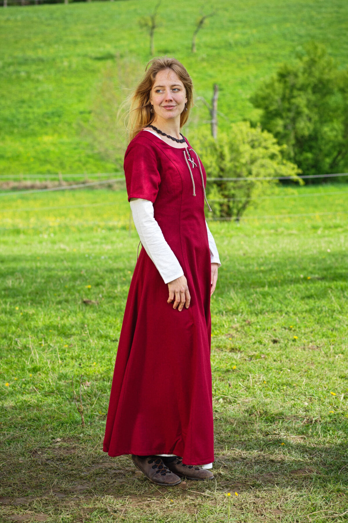 Kurzärmeliges Wollkleid Ida – Bild 4